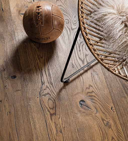 Boen Oak Antique Brown 14mm x 209mm Engineered European Oak SNGVZKWD